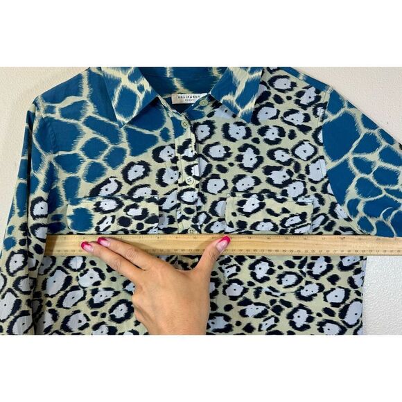 NWOT Equipment Femme Womens 100% Silk Button Down Animal Print Blouse Small - Picture 10 of 11